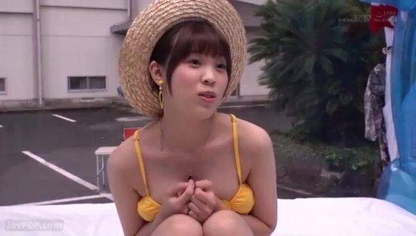 Play complete clip titled : 04201,Hot woman porn video