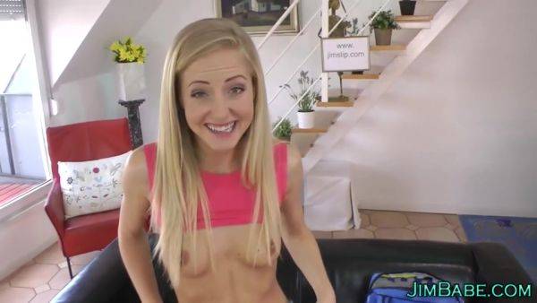 View the HD movie of : Brit Amateur Sex Porn Blowing Perv