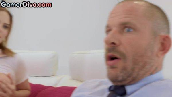 Watch the HD clip titled : Gaming babe drilled by big white dick in wet pussy hole