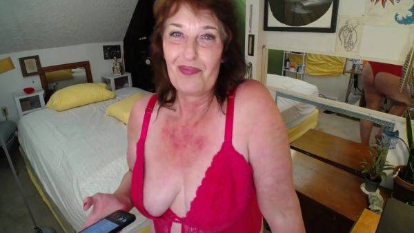 Play the HD clip titled : Dawnskyes Final Video Answering 50 Questions From Fans