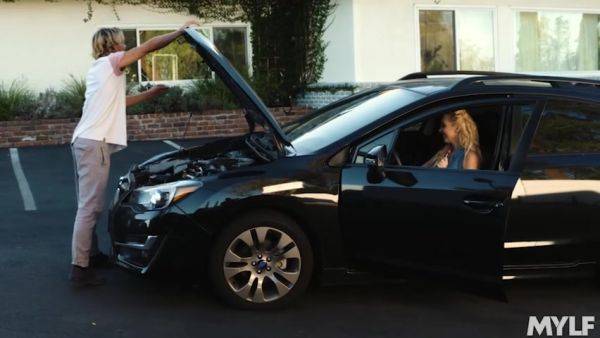 Stream the full movie named : Sexy Wife Cheats With A Young Mechanic - MYLF