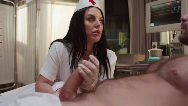 Play uncensored scene of : Scarlit Scandal, Oliver Flynn And Kenzie Anne In If It Feels Good 3