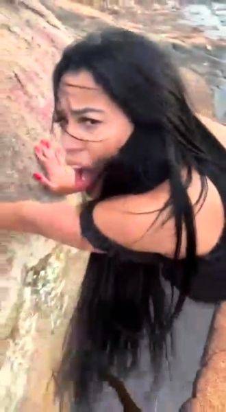 Stream this uncensored movie : नदी किनारे पत्थरों पर