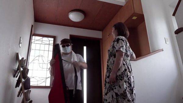 Watch the HD video titled : Hot japonese mom and stepson 0000000014