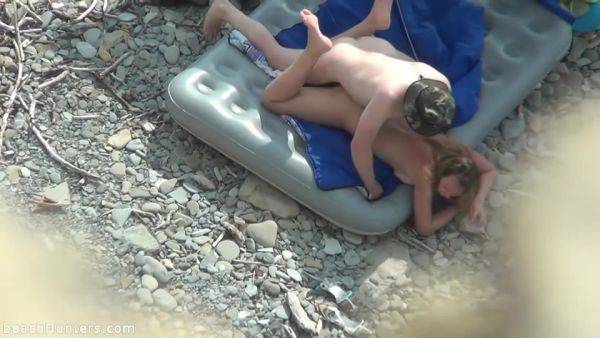 Enjoy watching complete movie named : Copulating On The Beach