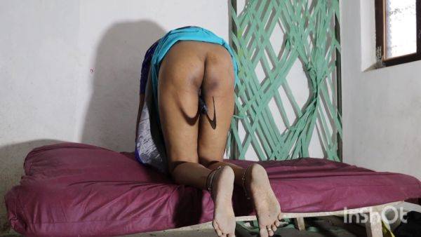 Watch hardcore video named : Stepsister Pleasuring Herself With Tool And It Got Stuck