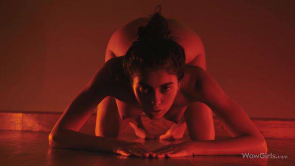 Play uncensored clip called : Alissa Foxy - Gorgeous Ukrainian Model Teasing Us In This Super Hot Video