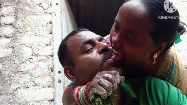 Play the full clip of : Aunty Xxx Ki Bahen Ko Patak Ke Jamin Pe Jor Jor Se Choda Aur Put Sperm In Her Big