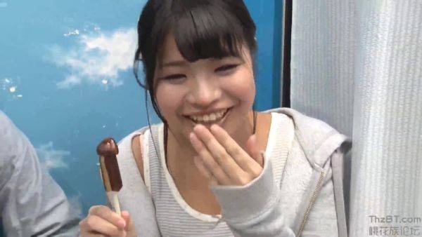 View the uncensored clip named : 231222スリムな大学生とハメハメ014