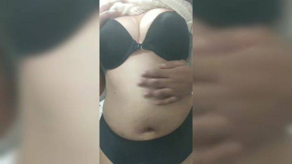 Enjoy watching this HD clip called : Sexy Girl Playing Undressing And Playing With Her Boobs