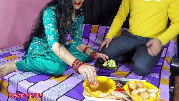Stream this full video of : Indian Bhabhi Girl