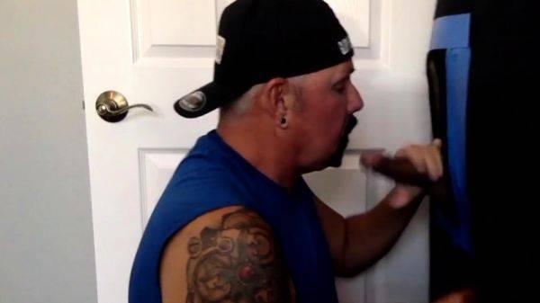 Gloryhole homemade DILF throats cock - drtuber.com on pornsfind.com