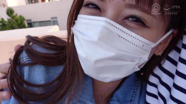 Stream uncut video named : 0002813_スレンダーの日本人の女性がローリング騎乗位するハメパコ