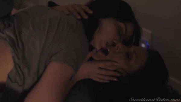 Play complete movie of : Horny Lezzies Surprising Sex Video