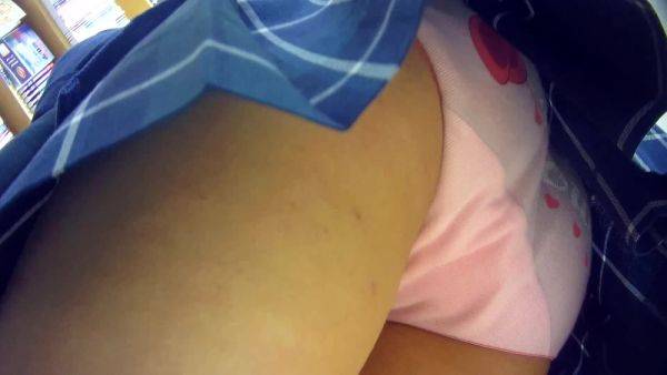 Enjoy watching this full movie named : Japanese upskirt u-xxxx1