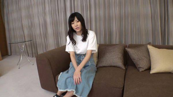 Stream the HD video of : 0003084_ちっぱい長身のスリムニホン女性がアクメのハメハメ