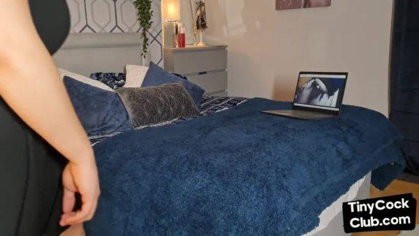 View uncut video : Solo SPH chubby amateur lady talks dirty about small cocks