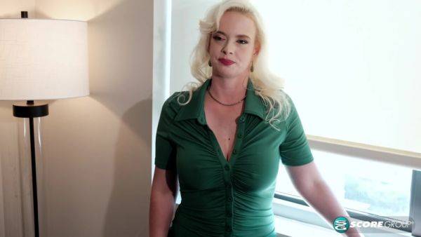 View HD video called : Lacy Jane's First Time