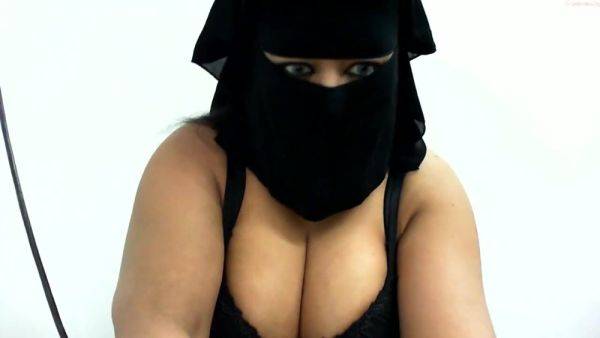 Arab boob and titty girl - hclips.com on pornsfind.com