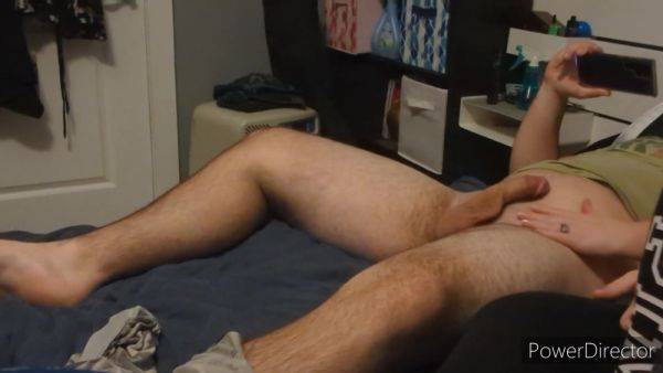 Enjoy watching complete clip : Amateur Couple Grinding And Cumshot