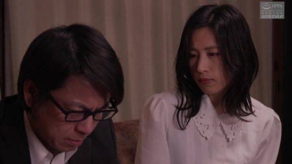 View full movie named : A Wife Goes to the Victim to Get Forgiveness for Her Husband