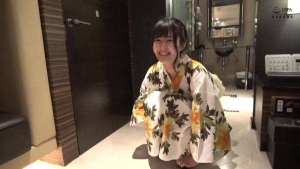 Watch this complete movie named : 0002529_Japanese_Censored_MGS_19min