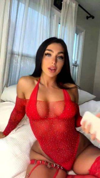 Watch uncensored clip titled : Emily Rinaudo Hot Livestream Video Leaked