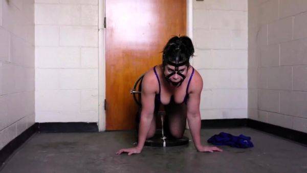 Play uncut clip titled : Damsel Device Predicament