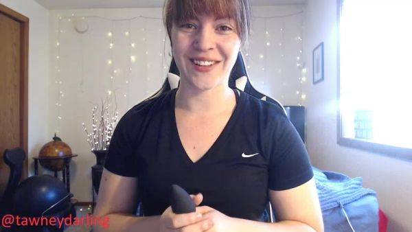 Stream the HD movie named : Toy Review Hush Lovense Vibrating Buttplug