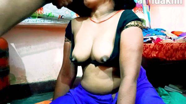 Play the complete movie : Indian Desi Village Anuty Ki Gand Chudai Hardcore Painful Clear Hindi Vioce Full Sex Video