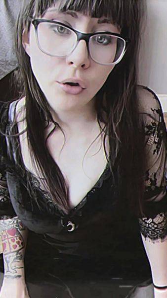 Enjoy watching complete clip named : Hottest brunette solo webcam masturbation 2