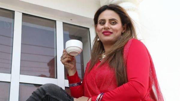 Play uncut video called : Sexy Porn Indian Girl Romantic Videos