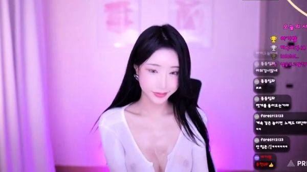Watch the hardcore clip of : Japanese Babe Oiled Solo