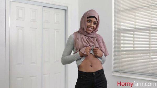 Milu Blaze gets her big tits and ass pleasured by her stepbrother's big cock in her hijab - sexu.com on pornsfind.com