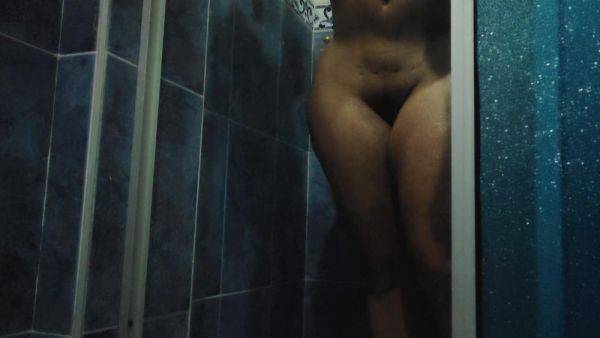 Woman Is Caught Nude In Public Bathroom - voyeurhit.com on pornsfind.com