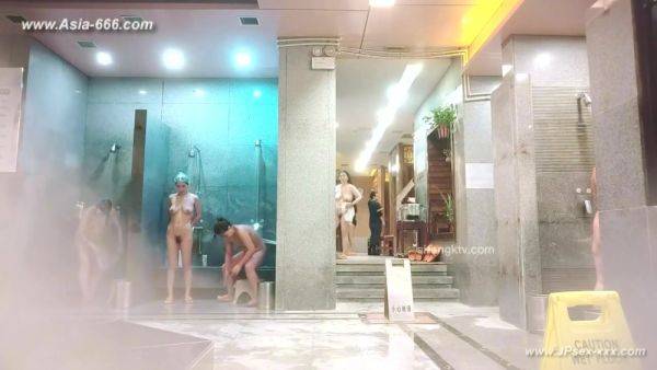 Chinese public bathroom.3 - txxx.com on pornsfind.com