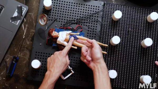 Enjoy watching this uncensored video called : Weird Science - MYLF