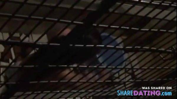 View uncensored clip of : Neighbor Bhabi Bathing