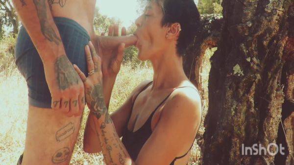 Enjoy watching complete video : Levou-me Pra O Monte E Comeu-me O Rabo! 16 Min