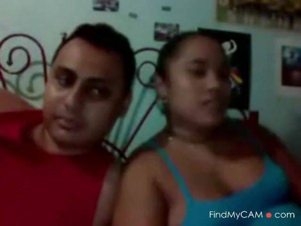 View the uncensored scene : Colombian Couple Webcam