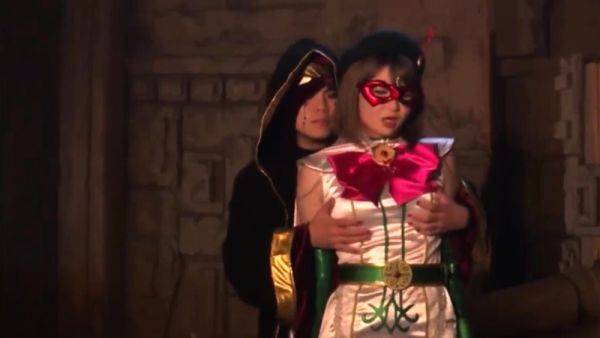 Enjoy watching this HD video titled : Amateur asian chick voyeur fetish