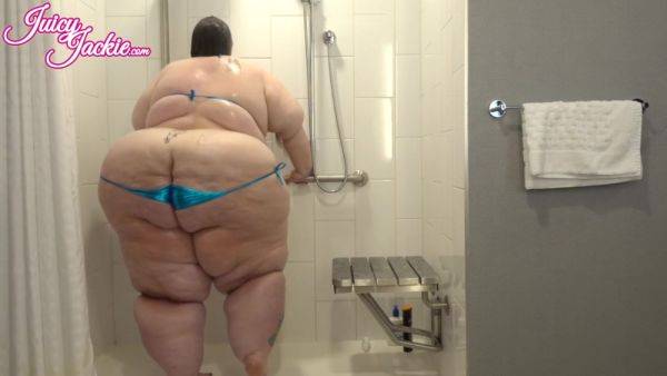 Ssbbw Shower With Juicy Jackie - upornia.com on pornsfind.com