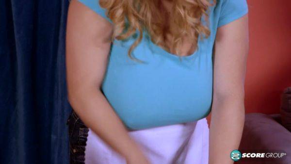 Stream the complete scene called : Too Hot For TV