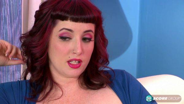 Stream this complete scene named : A Sweater Valentine