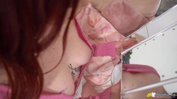 Enjoy watching uncut scene : in Gym Babe - DownblouseJerk