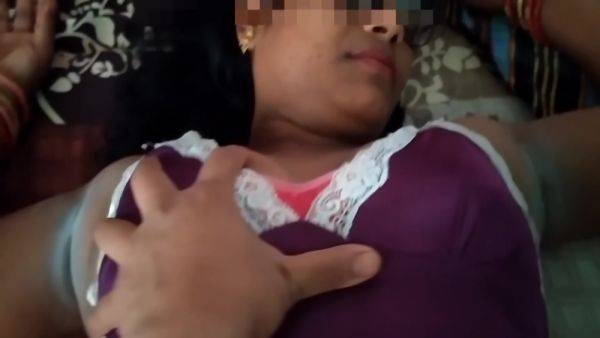 Enjoy watching this hardcore movie called : Indian Hot College Girlfriend Bebe Sucking And Fucking At Missionary