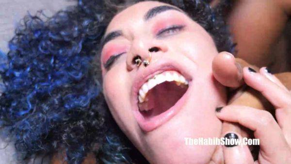 Enjoy watching the complete movie called : jay bangher going all in latina big booty curly rican