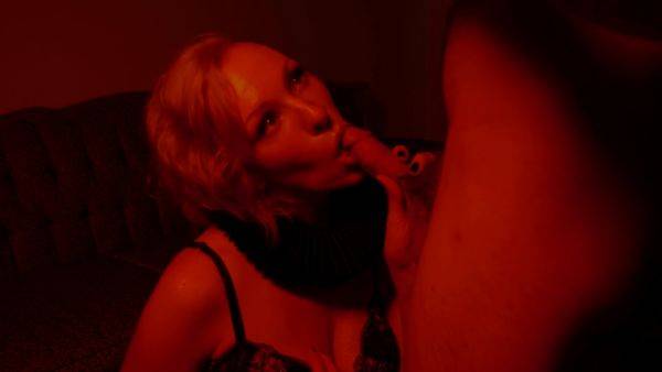 Play the complete movie of : Director Cums In Models Mouth Behind The Scenes