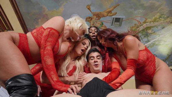 Play this HD movie called : Jordi bangs four slutty damsels at the same time