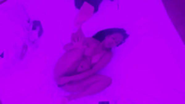 Play the full clip of : She Fucked Herself In The Mirror After She Squirted All Over Her Dildo